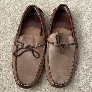 Johnston & Murphy leather two tone moc 10.5 excellent condition